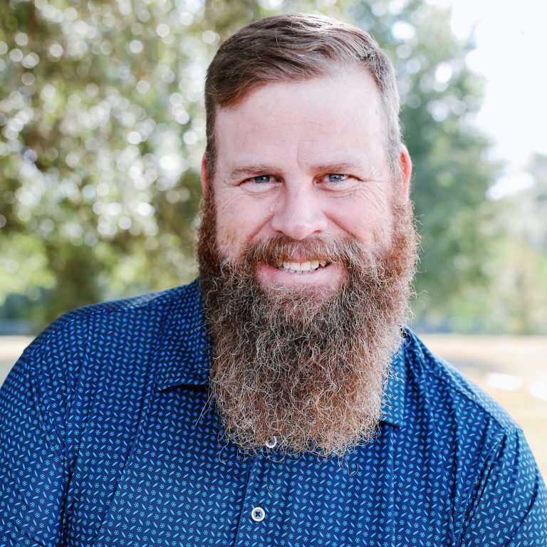 Mens Pastor - Joe Zewall